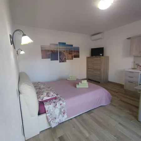 Bianca Bb E Àrbatax