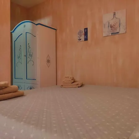 Affittacamere Bianca Bb E