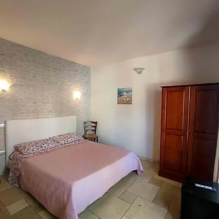 Villa Bianca Rooms E Apartments Guest house 3*