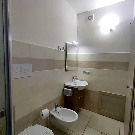 Guest house Villa Bianca Rooms E Apartments